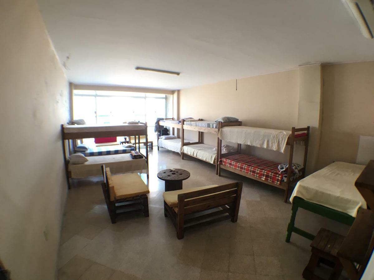 Hostal El Farol Asunción Esterno foto